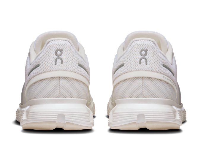 Women's Cloud 6